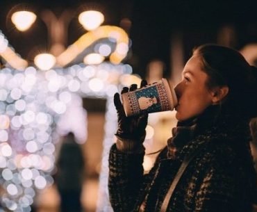 12 Suggestions for Holiday Sanity - By Jackie Stein