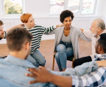 Comprehensive Guide to 12 Step Programs and Online Addiction Recovery Meetings