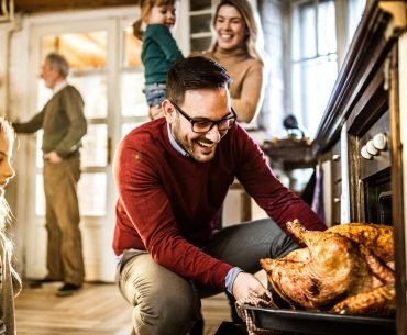 Staying Sober During the Holidays: The Role of Alcohol Monitoring in Managing Triggers
