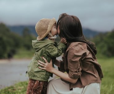 The Struggles of Parenting as an Addict The Struggles of Parenting as an Addict
