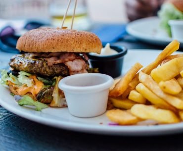 In The News: Dieting, Compulsive Eating and Addiction In The News: Dieting, Compulsive Eating and Addiction