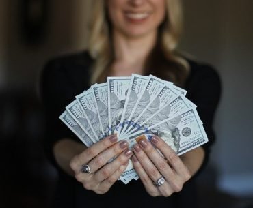 How Money Management Can Help Your Confidence After Recovering From Addiction